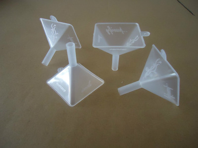【PP透明塑料漏斗丨方形漏斗丨迷你漏斗 廠家生產 漏斗塑料】價格,廠家,圖片,瓶、斗類,桐鄉市洲泉天成塑料制品廠-