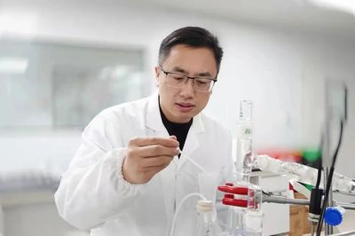 肖桂林 扎根車谷十四載，兩度攻克新材料核心技術壁壘